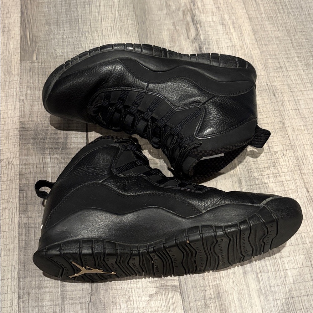 Men's Nike Air Jordan 10, left needs repair and insoles needed - Picture 3 of 8